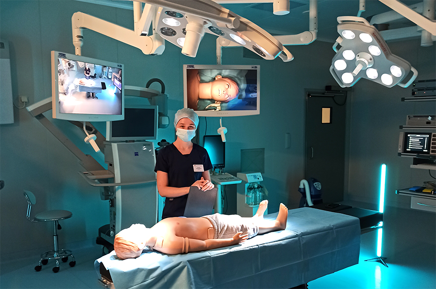 亞瑟王子高仿真模擬人